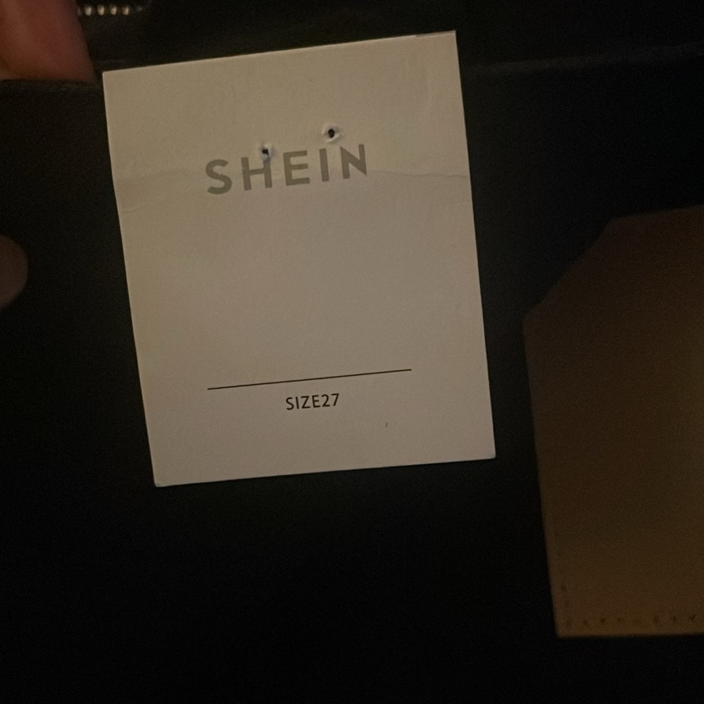 Women's Black Wide-Leg Jeans size 27 NWT These run small - Picture 4 of 4